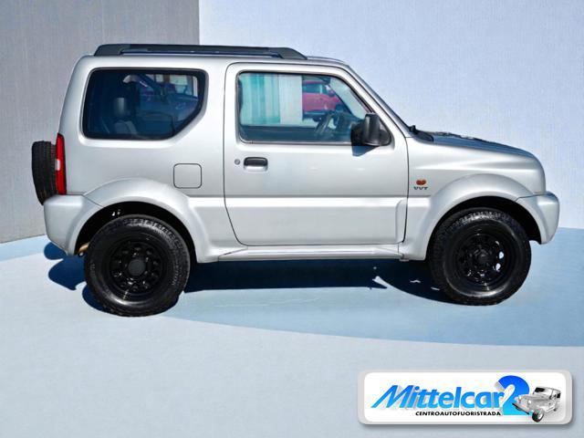 SUZUKI Jimny 1.3i 16V cat 4WD JLX