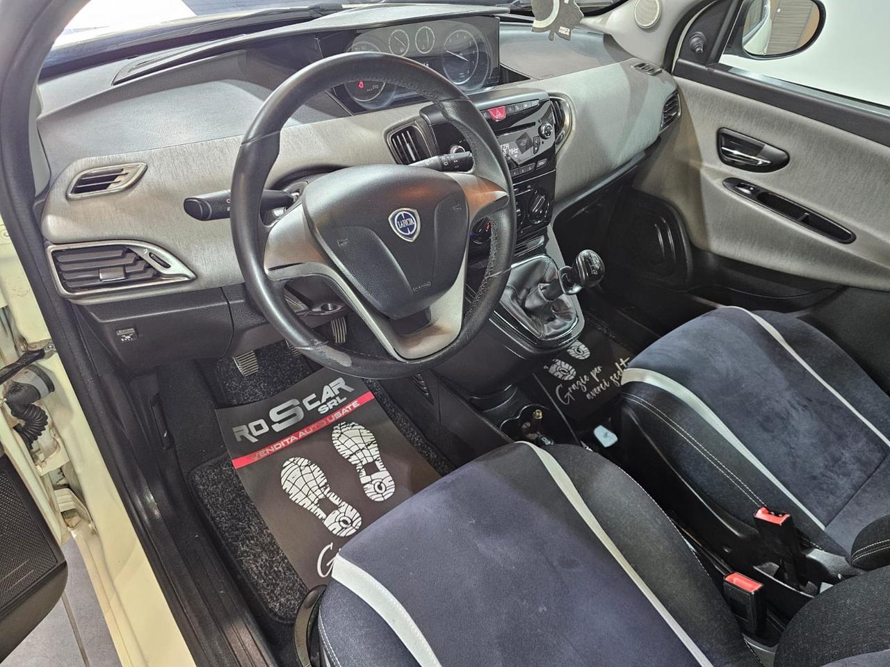 Lancia Ypsilon 1.2 69 CV 5 porte GPL Ecochic Gold
