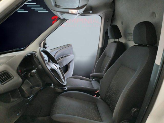 FIAT Doblo 1.4 T-Jet Natural Power Cargo Maxi