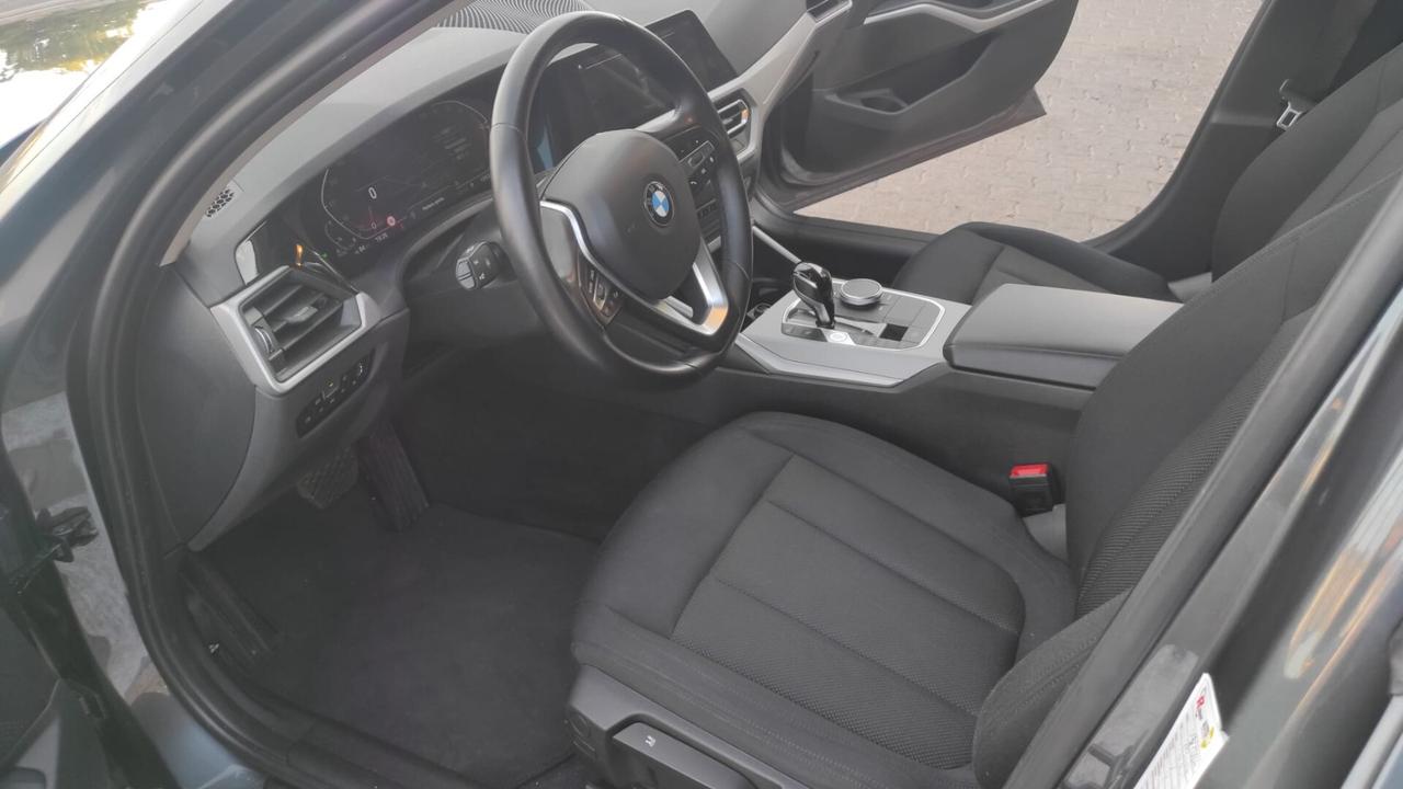 Bmw 316 48V Touring Business Advantage