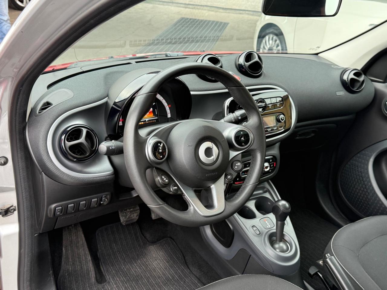 ForFour 70 1.0 twinamic Passion-unipro-rate-garanzia