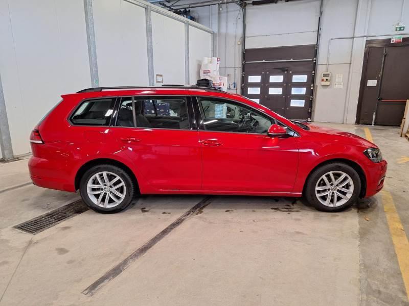Volkswagen Golf Variant 1.6 TDI BlueMotion Business