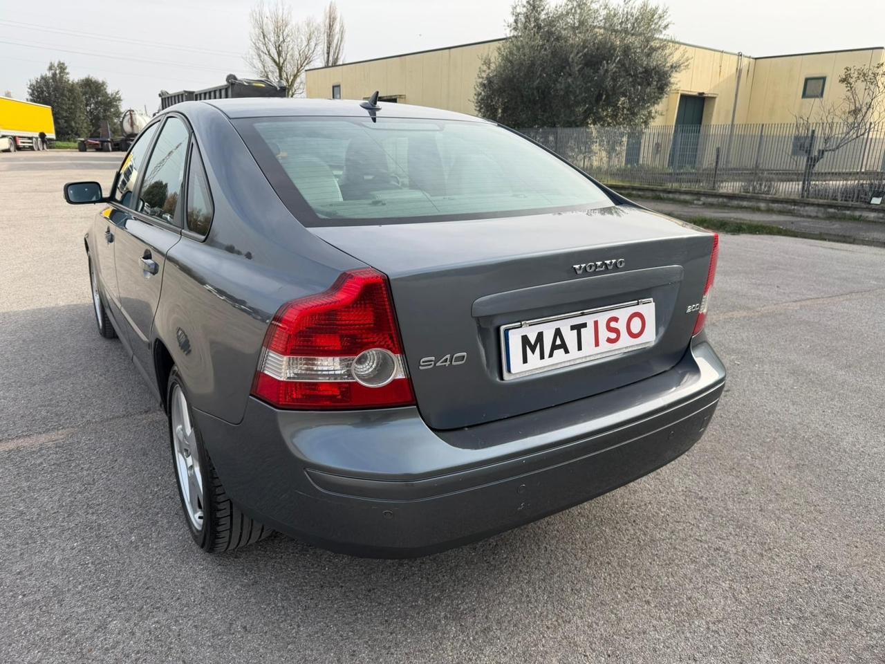 Volvo S40 2.0 D cat Summum
