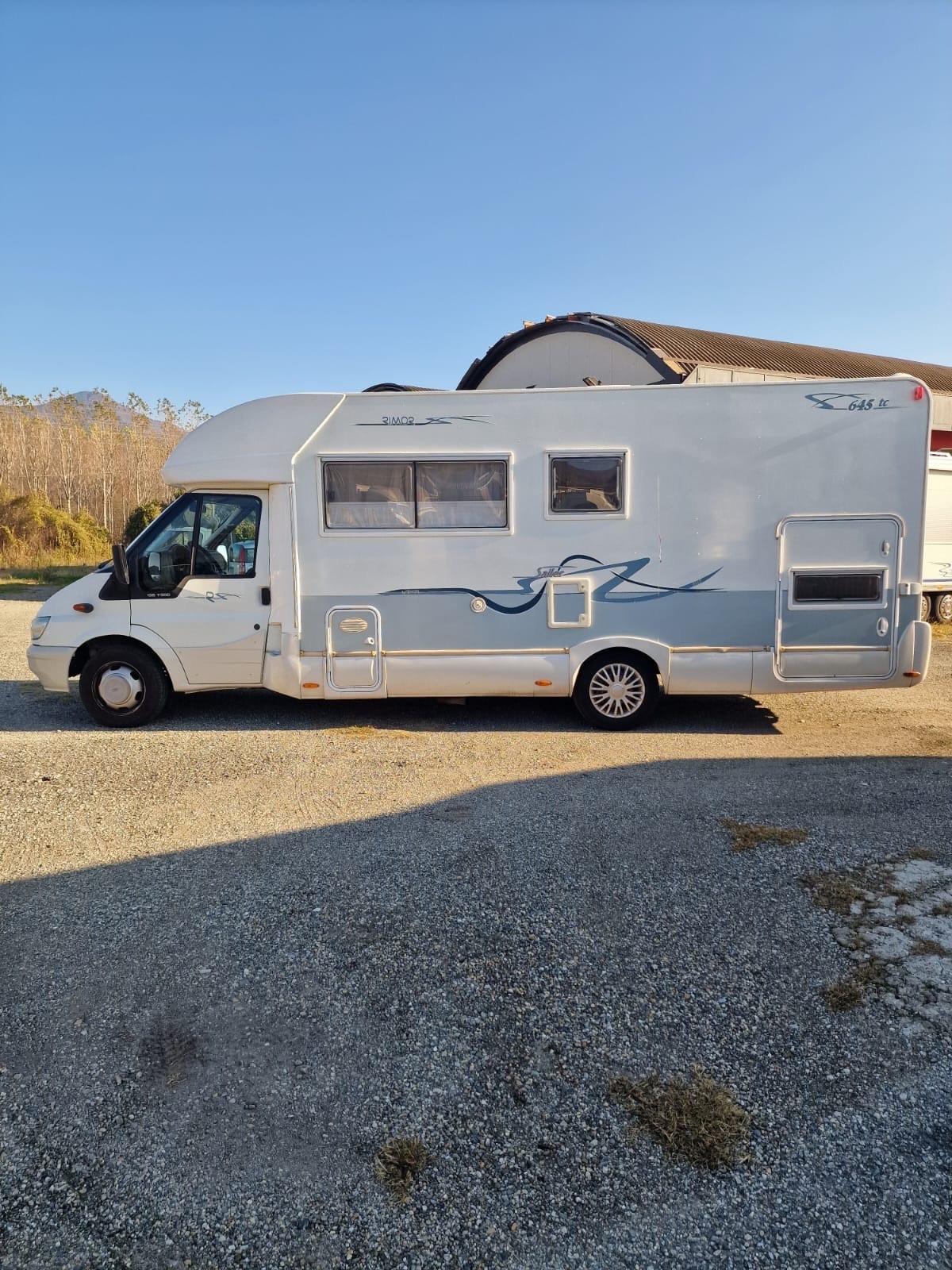 Rimor sailor semi integrale del 2006 in saldo 840