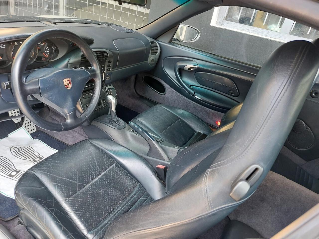 Porsche 996 CARRERA 4 3.4 300CV CABRIO- ASI- KM 2000!
