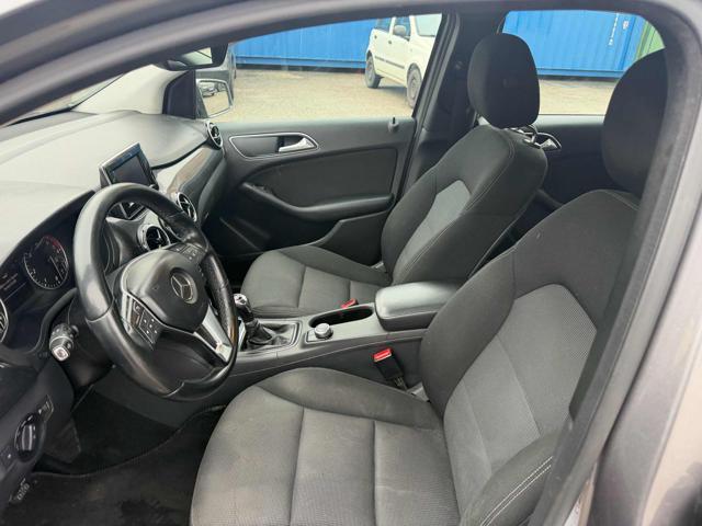 MERCEDES-BENZ B 180 BlueEFFICIENCY Premium senza nessun lavoro da fare