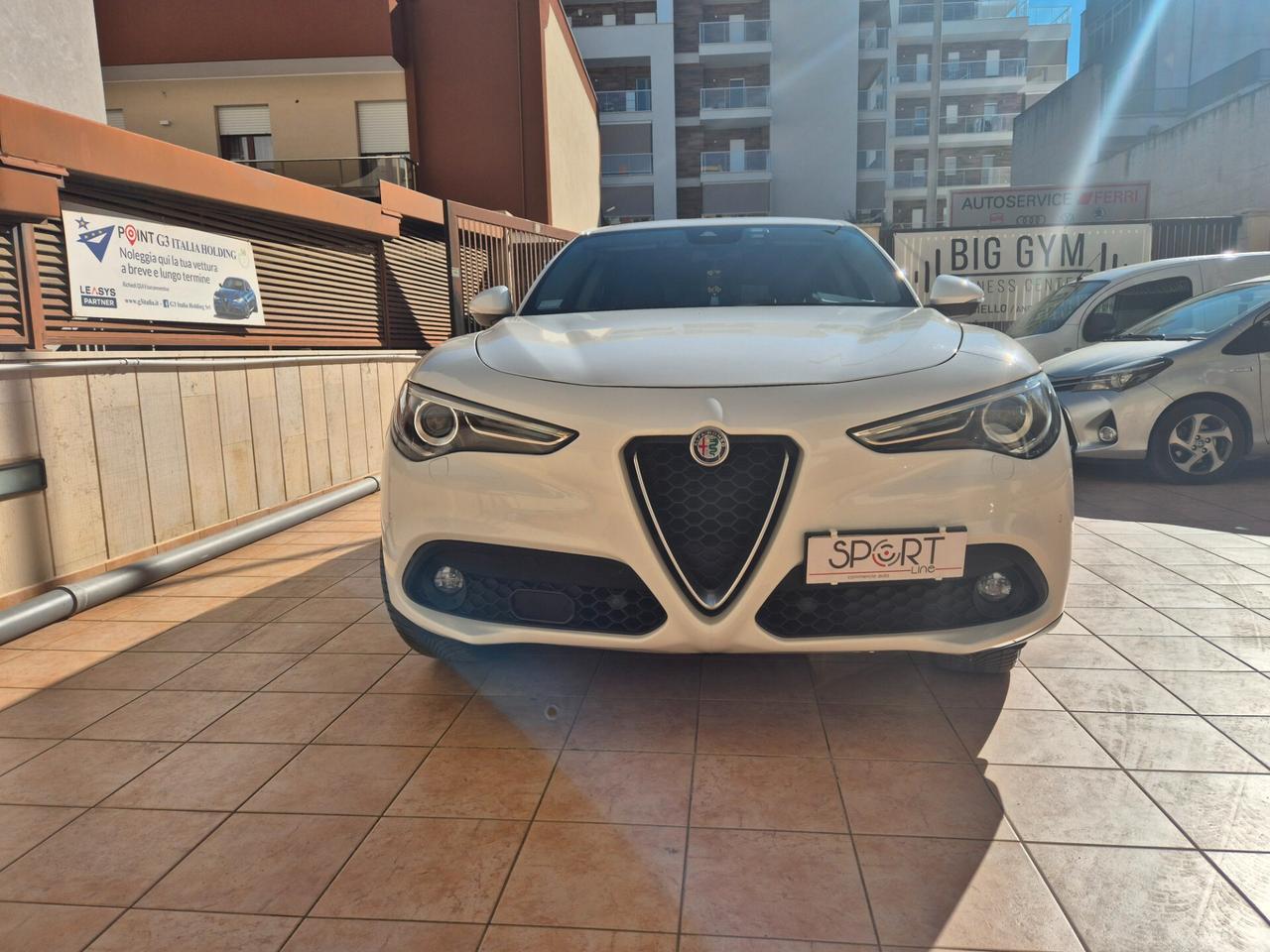 Alfa Romeo Stelvio 2.2 Turbodiesel 210 CV AT8 Q4 Super