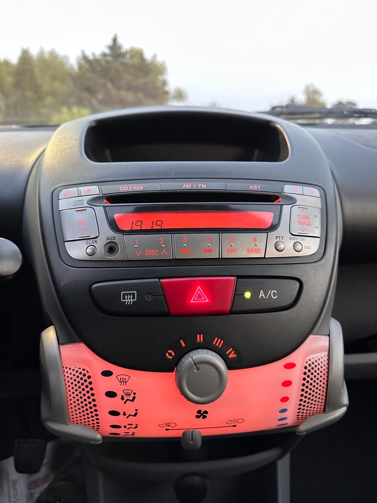 Toyota Aygo 1.0 5 porte Now-2010