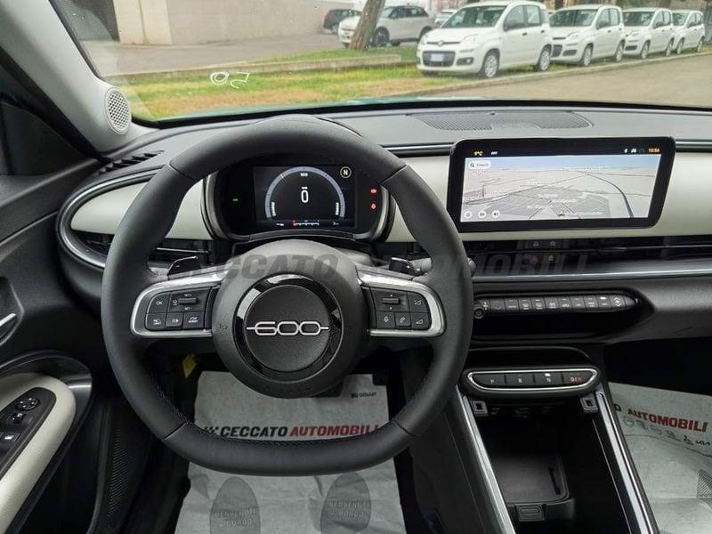 FIAT 600 600 1.2 hybrid La Prima II 110cv auto