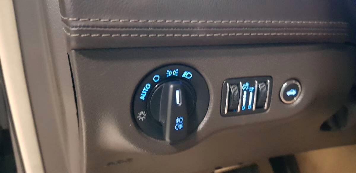 Lancia Thema 3.0 V6 mjt Executive 239cv *GAR 2 ANNI LANCIA*