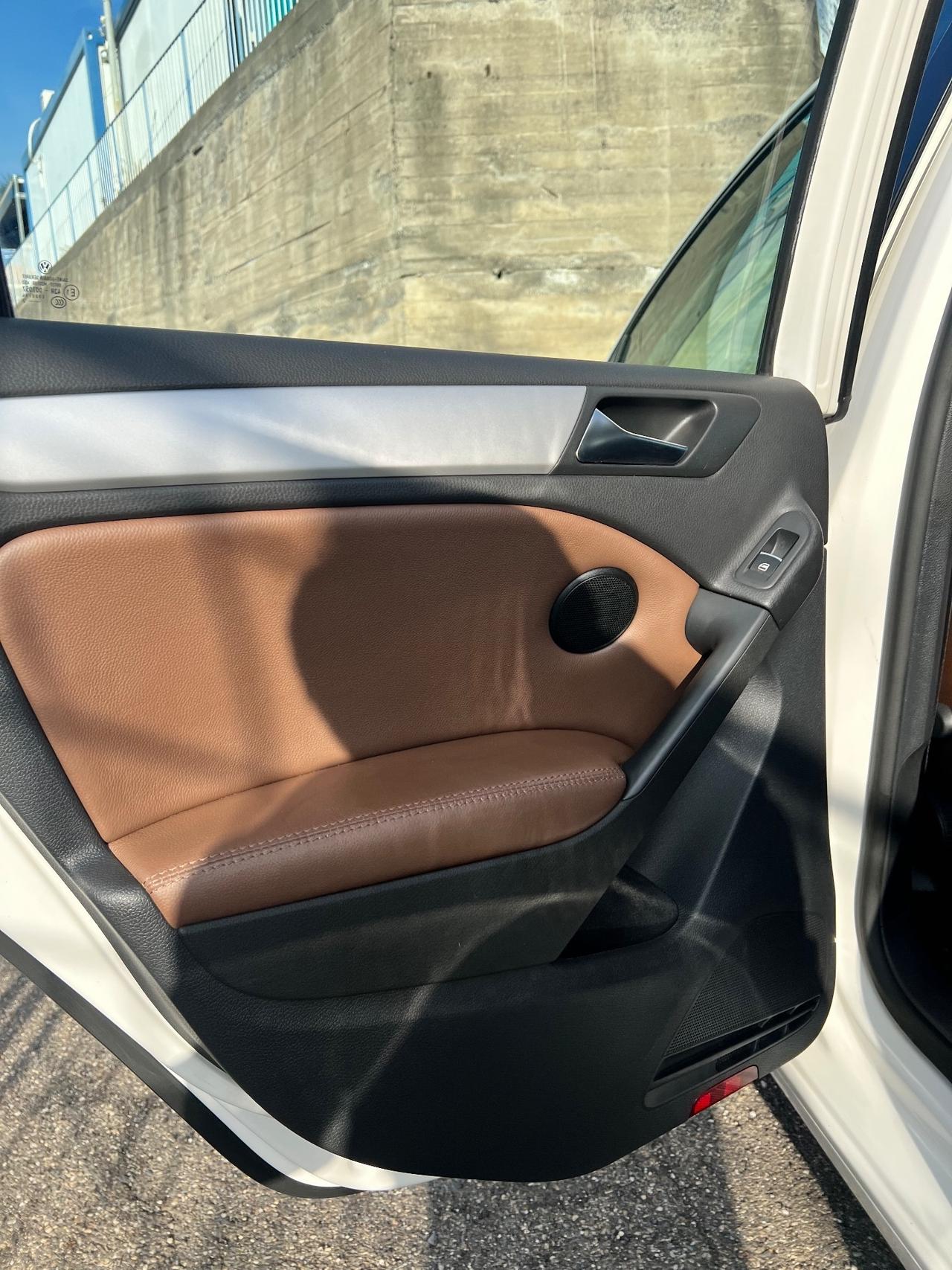 Volkswagen Golf 2.0 TDI 140CV DPF 4MOTION 5P HIGH LINE