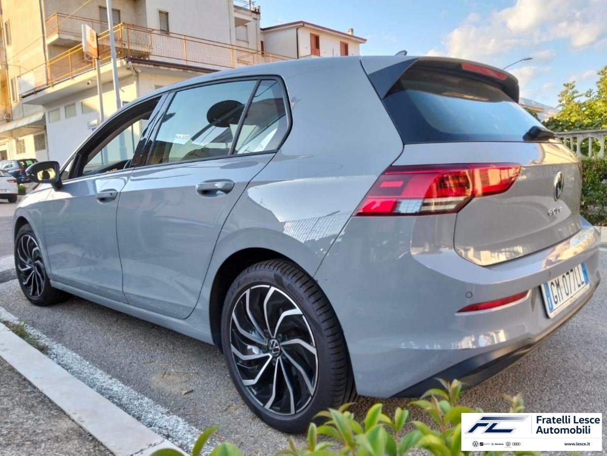 VOLKSWAGEN - Golf 2.0 tdi Life 150cv dsg (In Arrivo)