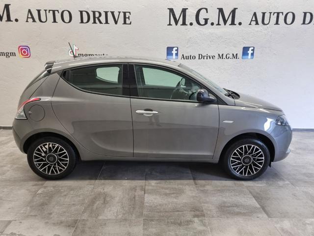 LANCIA Ypsilon 1.0 FireFly 5 porte S&S Hybrid Platino