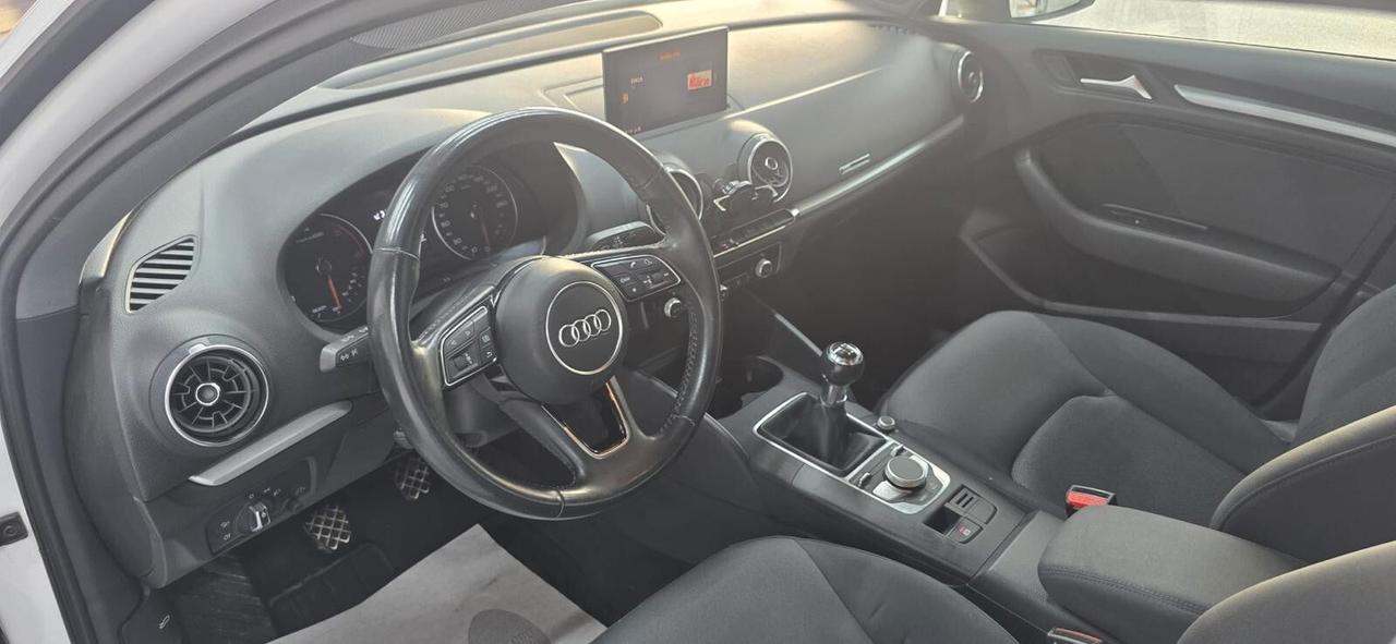 Audi A3 SPB 30 TDI S tronic