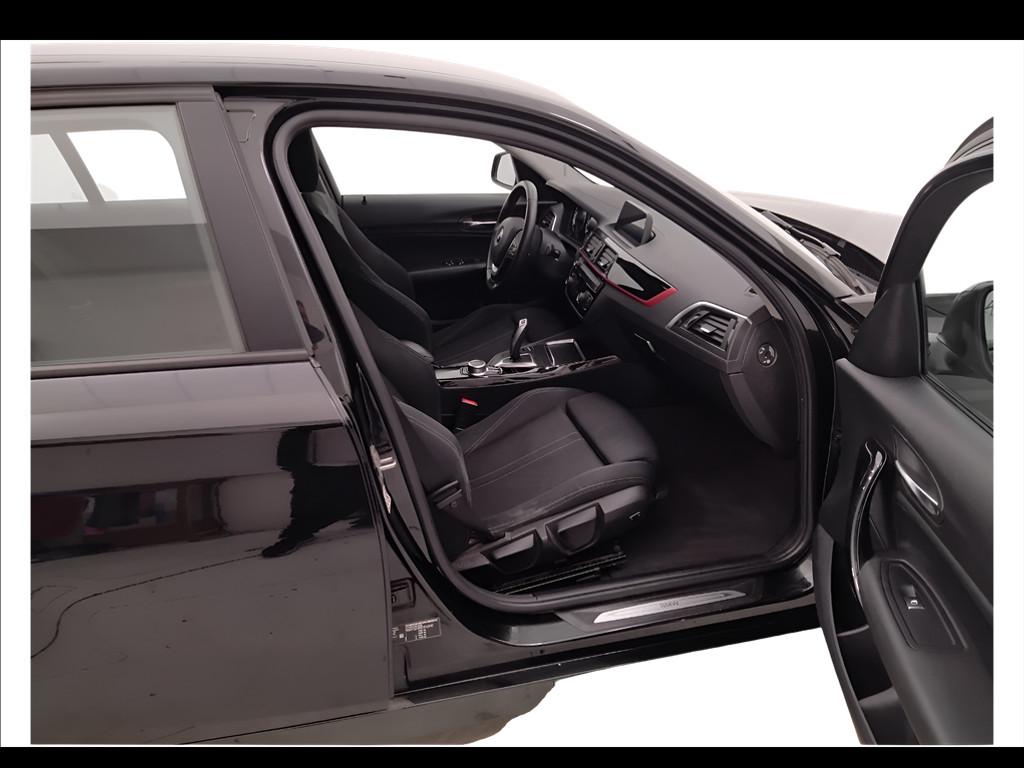 BMW Serie 1 F/20-21 2015 - 118d Sport auto 5p my18