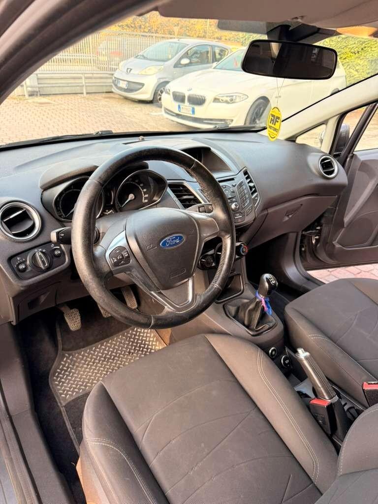 Ford Fiesta 1.4 5 porte Bz.- GPL Black & White Edition