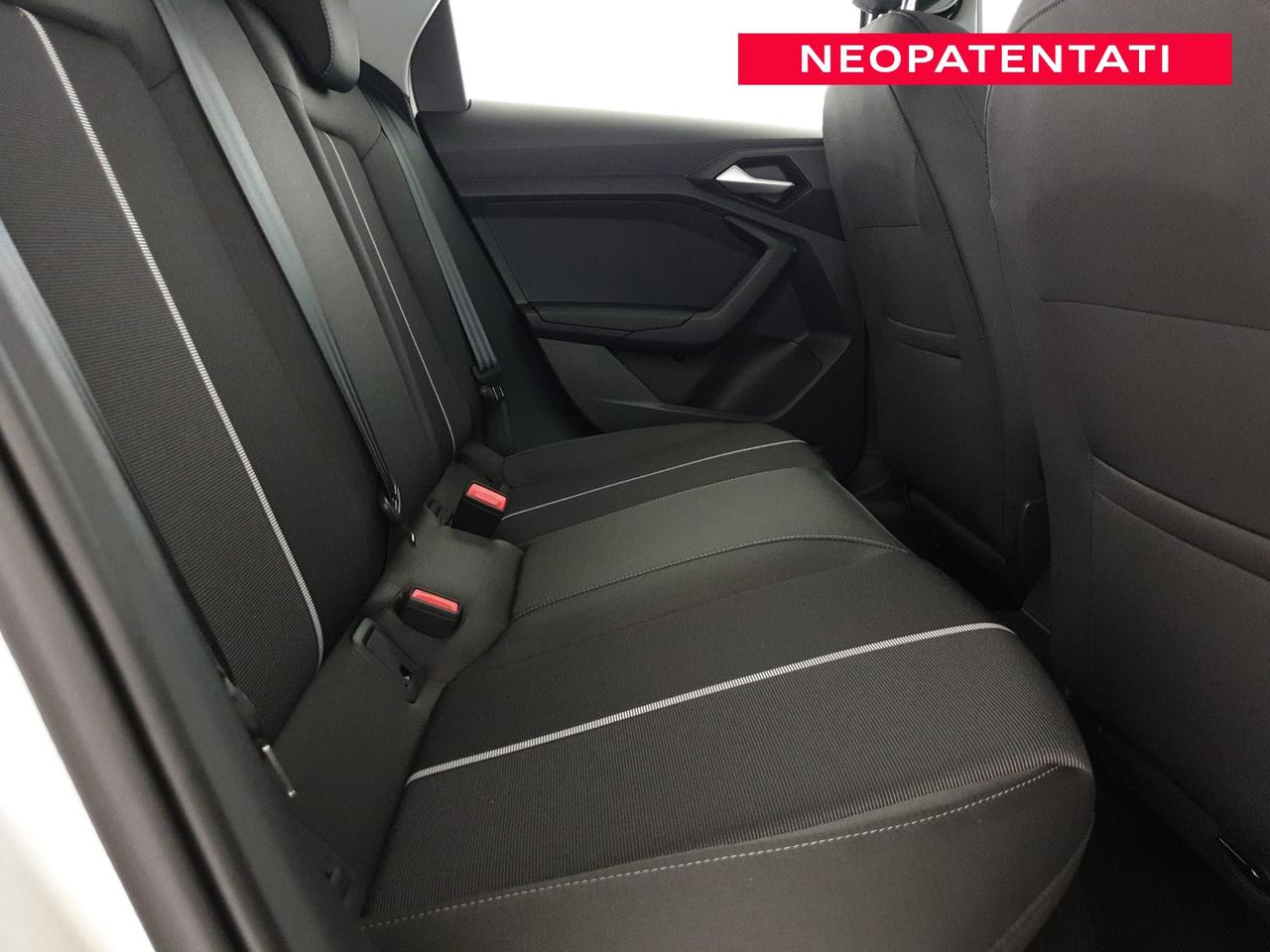 Allstreet 30TFSI 116CV S tronic Identity Contrast