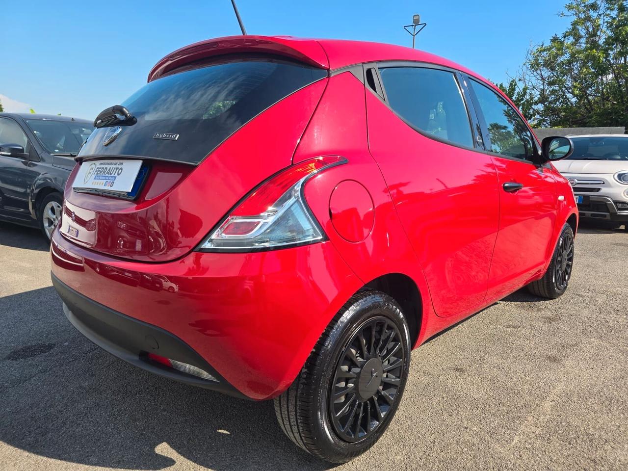 Lancia Ypsilon 1.0 FireFly 5 porte S&S Hybrid Ecochic