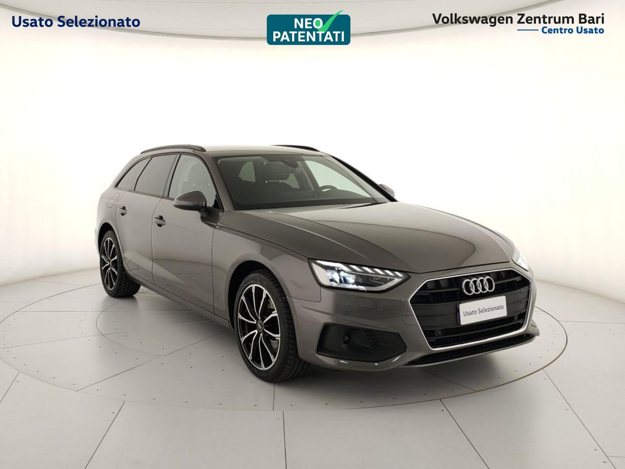 Audi A4 avant 30 2.0 tdi mhev business 136cv s-tronic