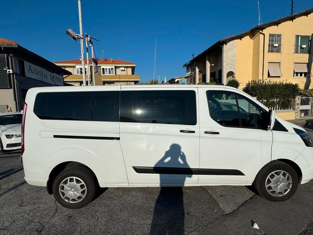 Ford Tourneo Custom 320 2.0 EcoBlue 130CV Trend 9 POSTI FATTURABILE TAGLIANDATO PRONTA CONSEGNA