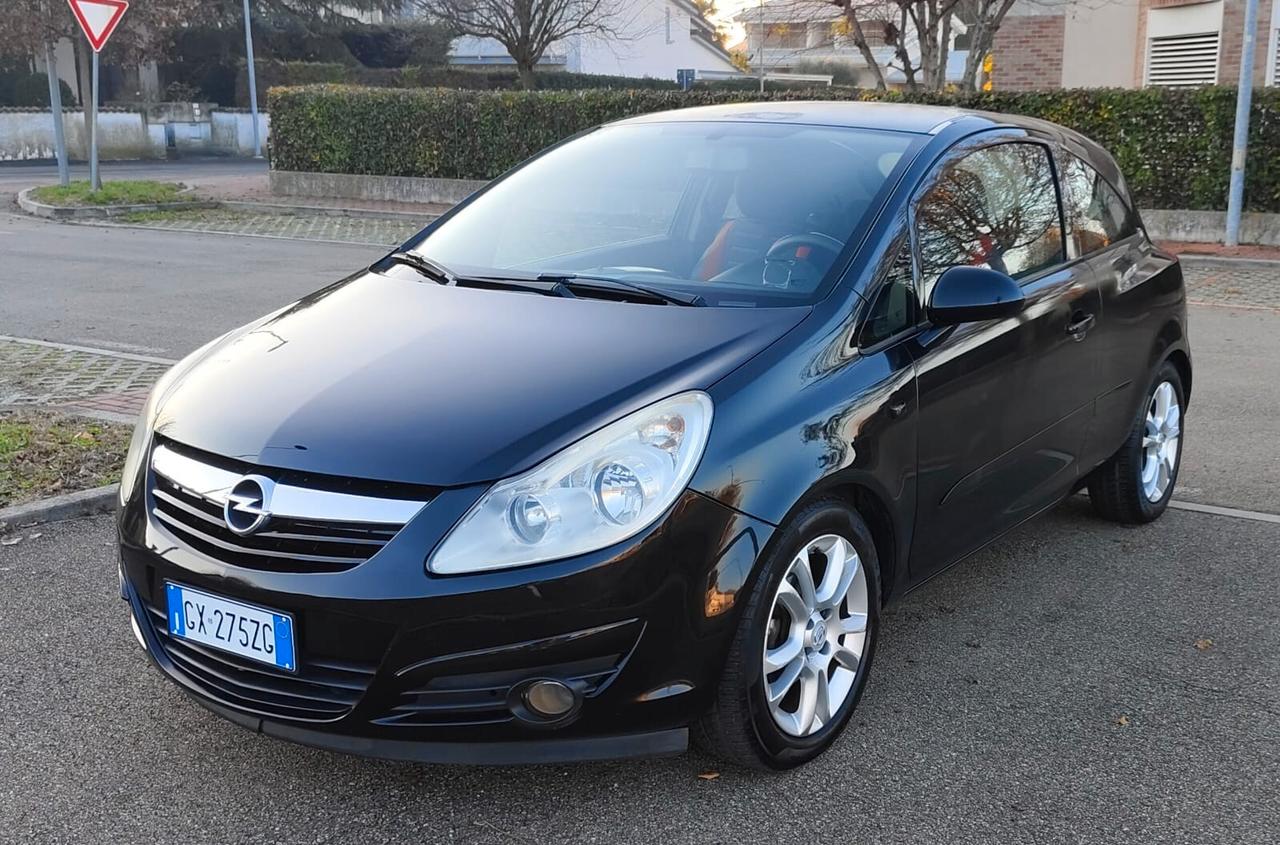 Opel Corsa 1.2 3 porte Sport