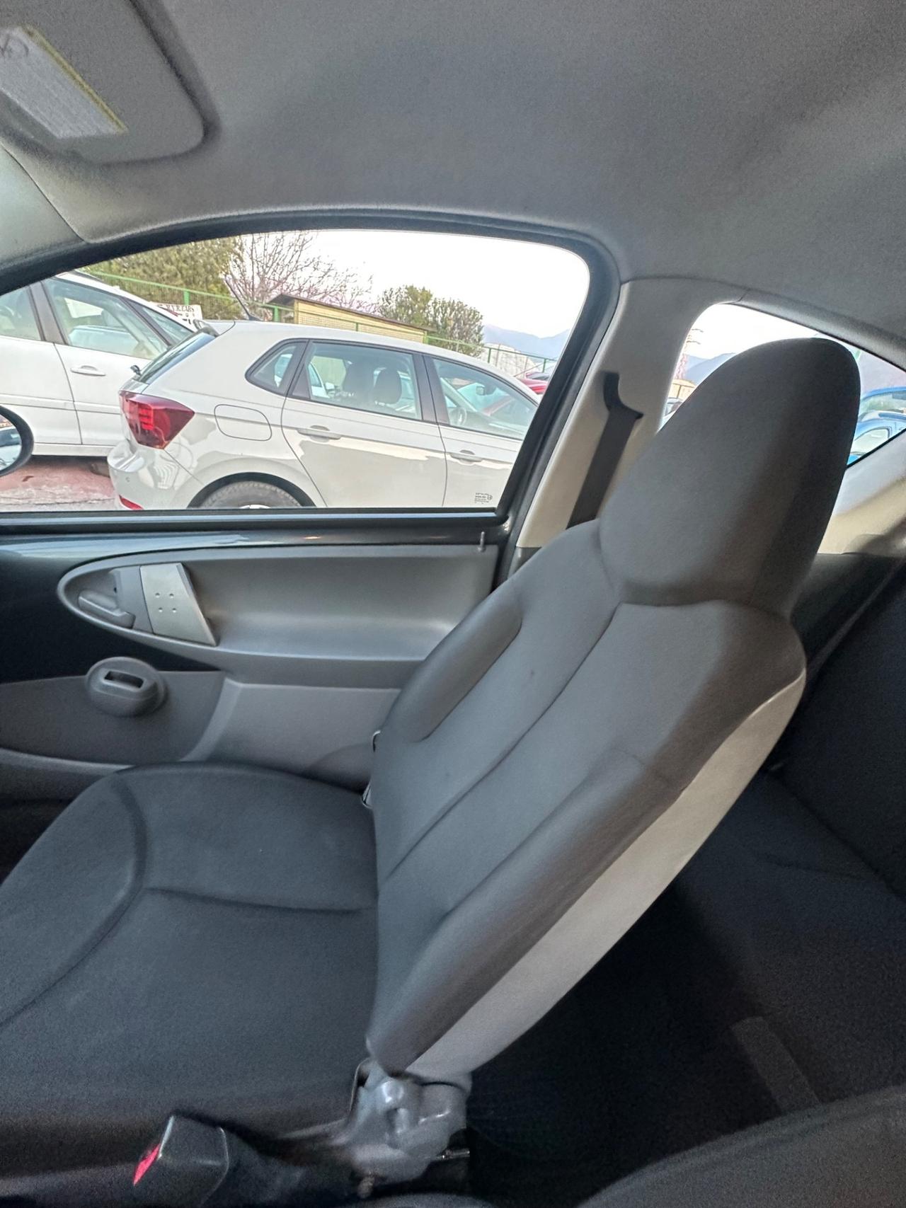 Toyota Aygo 1.0 12V VVT-i 3 porte