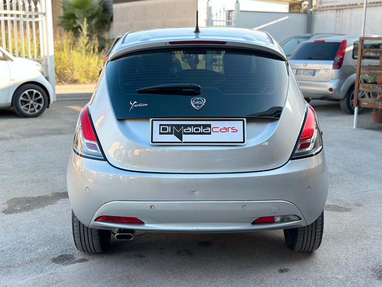 Lancia Ypsilon 1.2 69 CV 5 porte GPL Gold