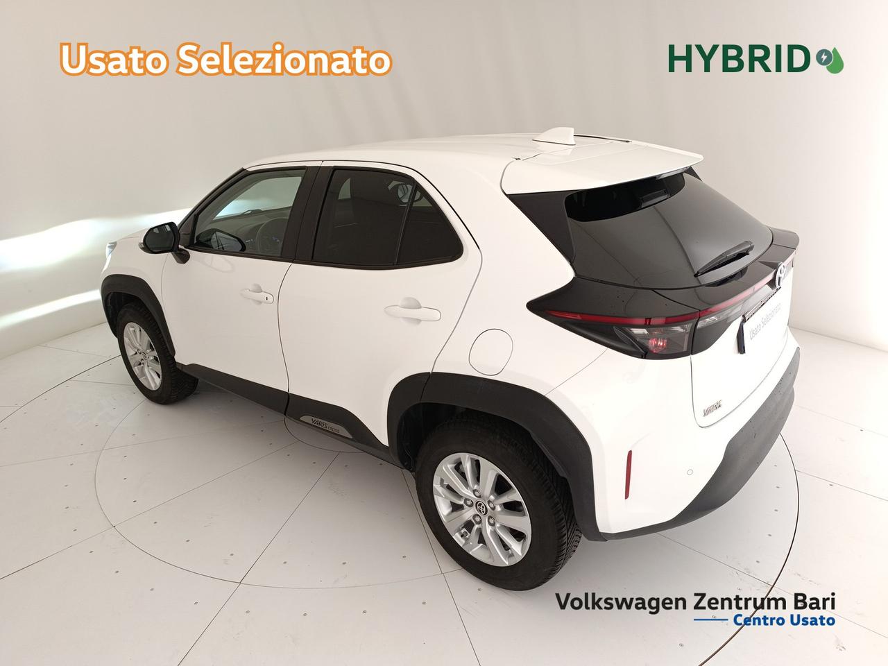 Toyota Yaris cross 1.5h business fwd 116cv e-cvt