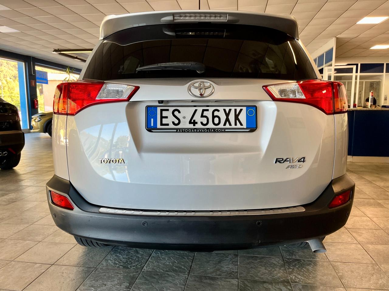 Toyota RAV 4 RAV4 2.2 D-CAT 4X4 CAMBIO AUTOMATICO Lounge