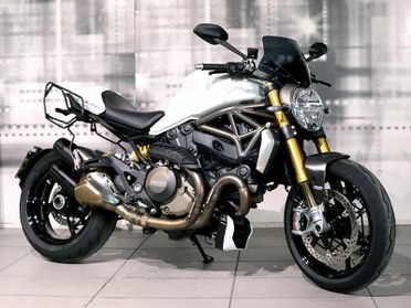 Ducati Monster 1200 S