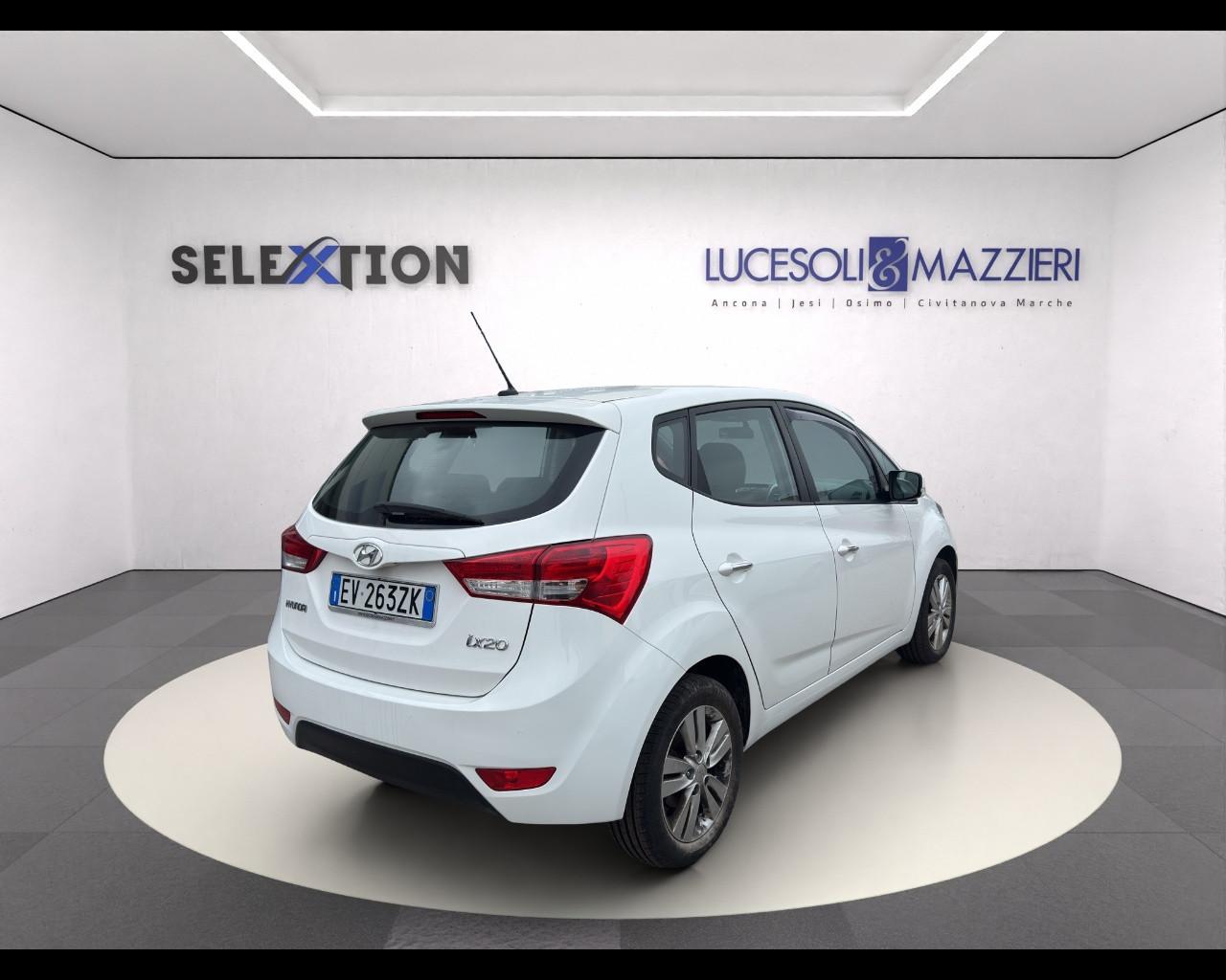 HYUNDAI ix20 - ix20 1.4 90 CV Comfort metano