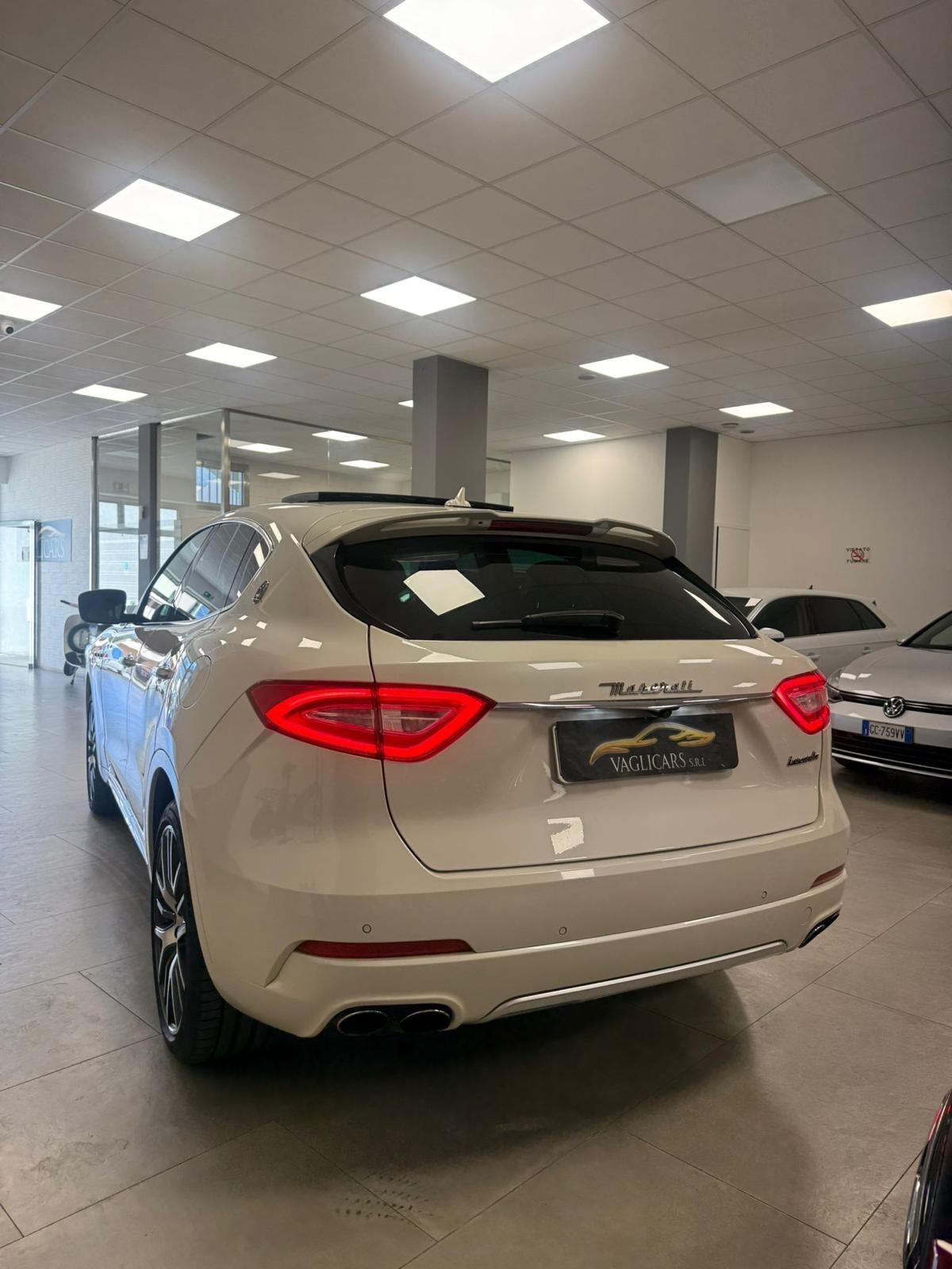 Maserati Levante V6 430 CV AWD S
