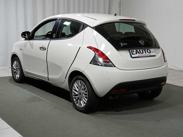 Lancia Ypsilon 1.2 69 CV 5 porte GPL Ecochic Gold