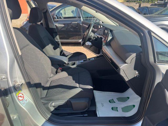 VOLKSWAGEN Golf Variant 1.5 eTSI EVO ACT DSG LIFE