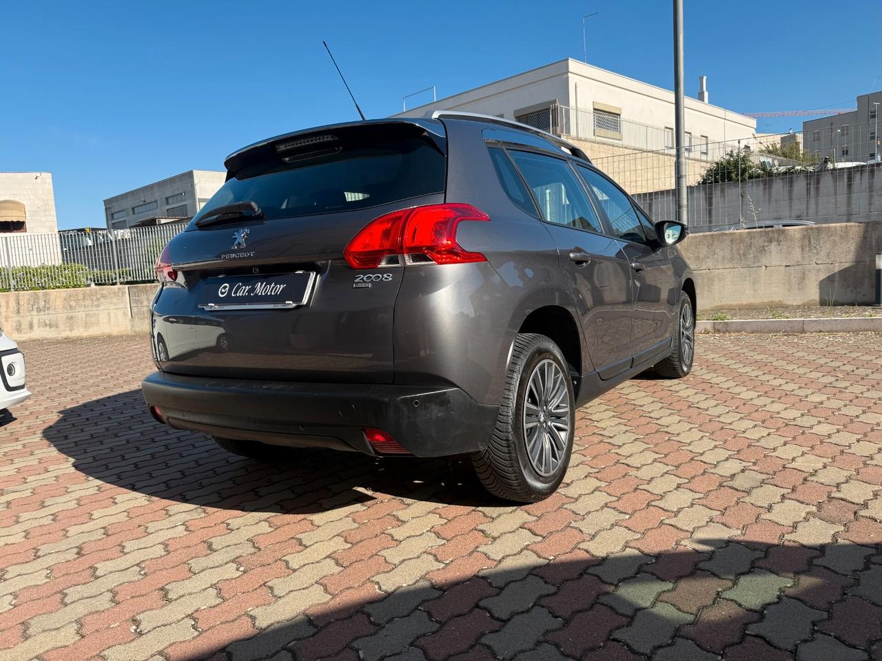 Peugeot 2008 1.6 e-HDi 92 CV Stop&Start Active CarPlay Retrocam
