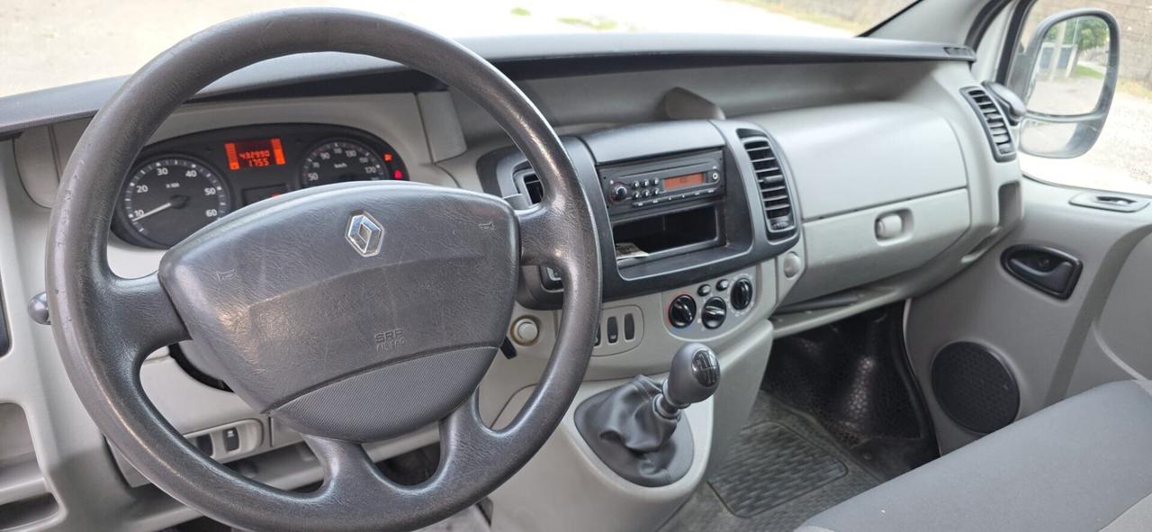 Renault Trafic T29 2.0 dCi/115 PC-TN Furgone Generique