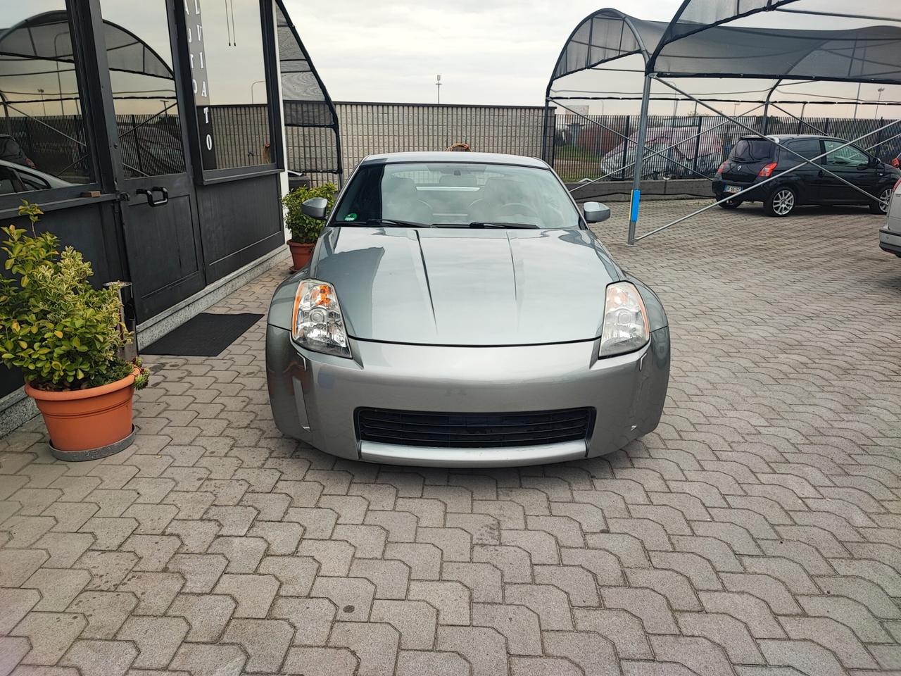 Nissan Z 350Z Coupé 3.5 V6 distribuzione e valvole nuove