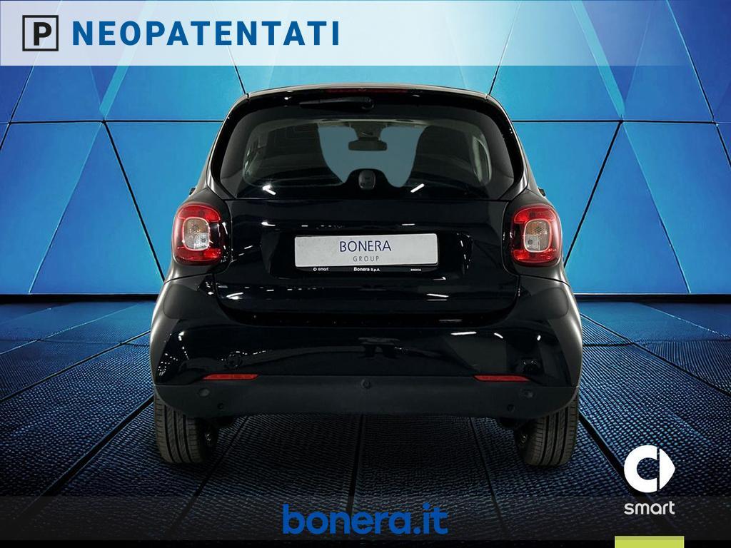 Smart fortwo EQ Berlin Black Passion