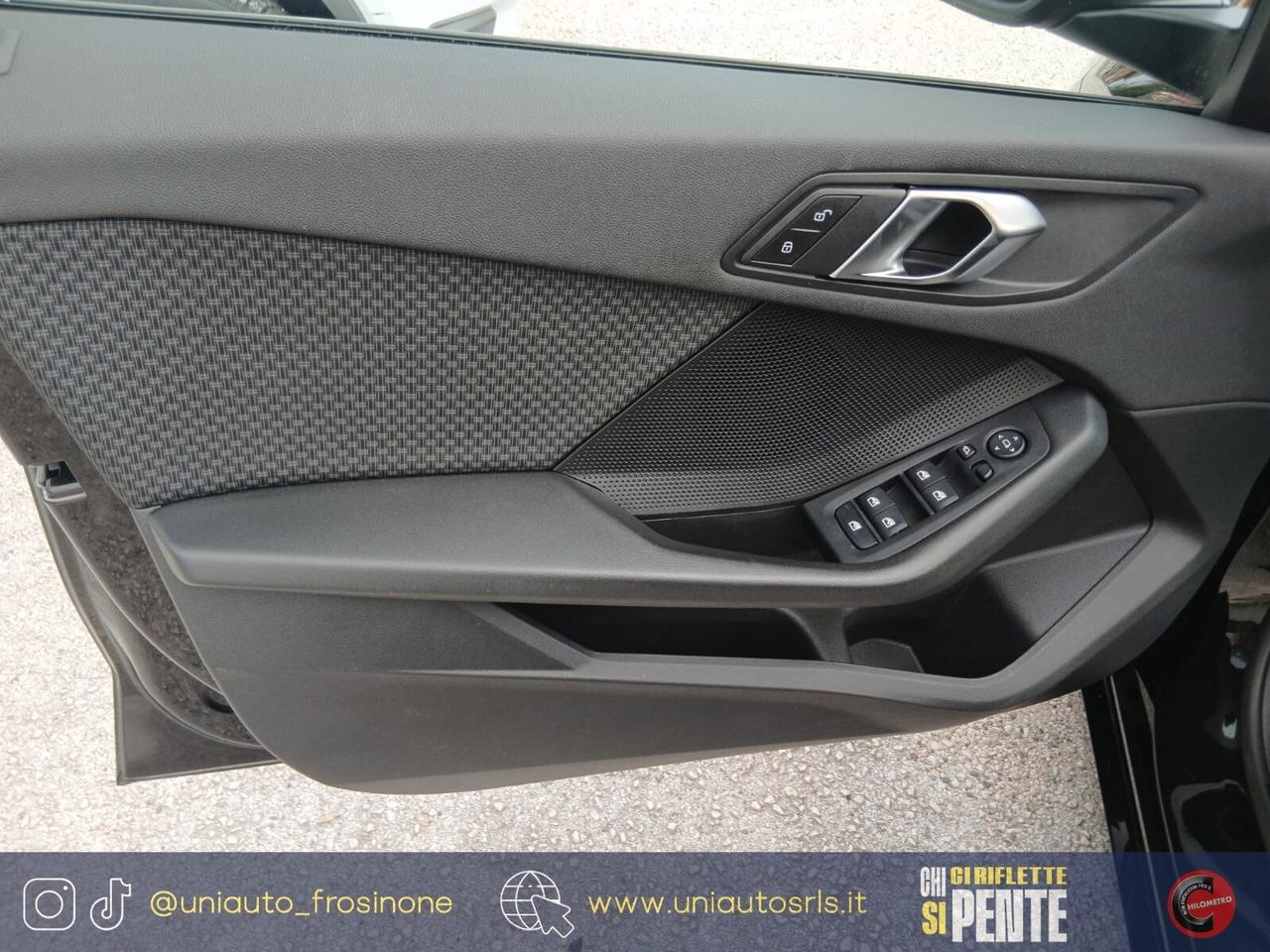 Bmw 118 118d 5p. Advantage