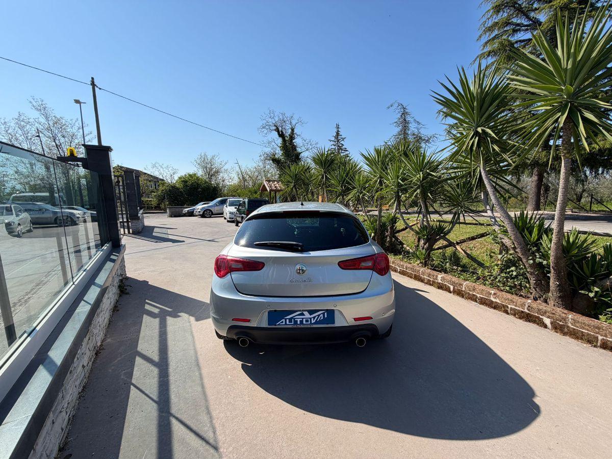 ALFA ROMEO - Giulietta - 2.0 JTDm-2 140 CV Distinctive