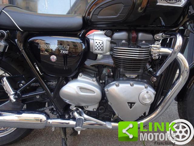 TRIUMPH Bonneville T100 Black Black Special Edition