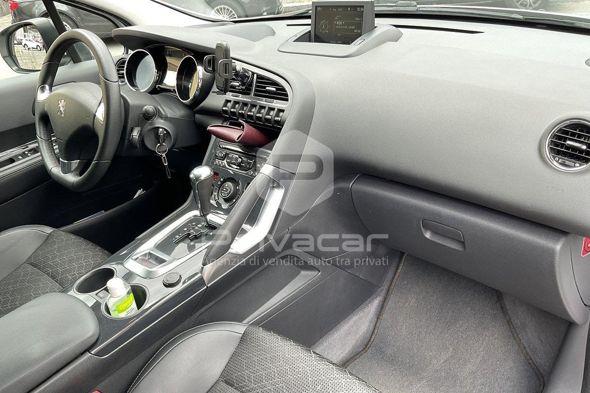 PEUGEOT 3008 2.0 HDi 163CV aut. Allure
