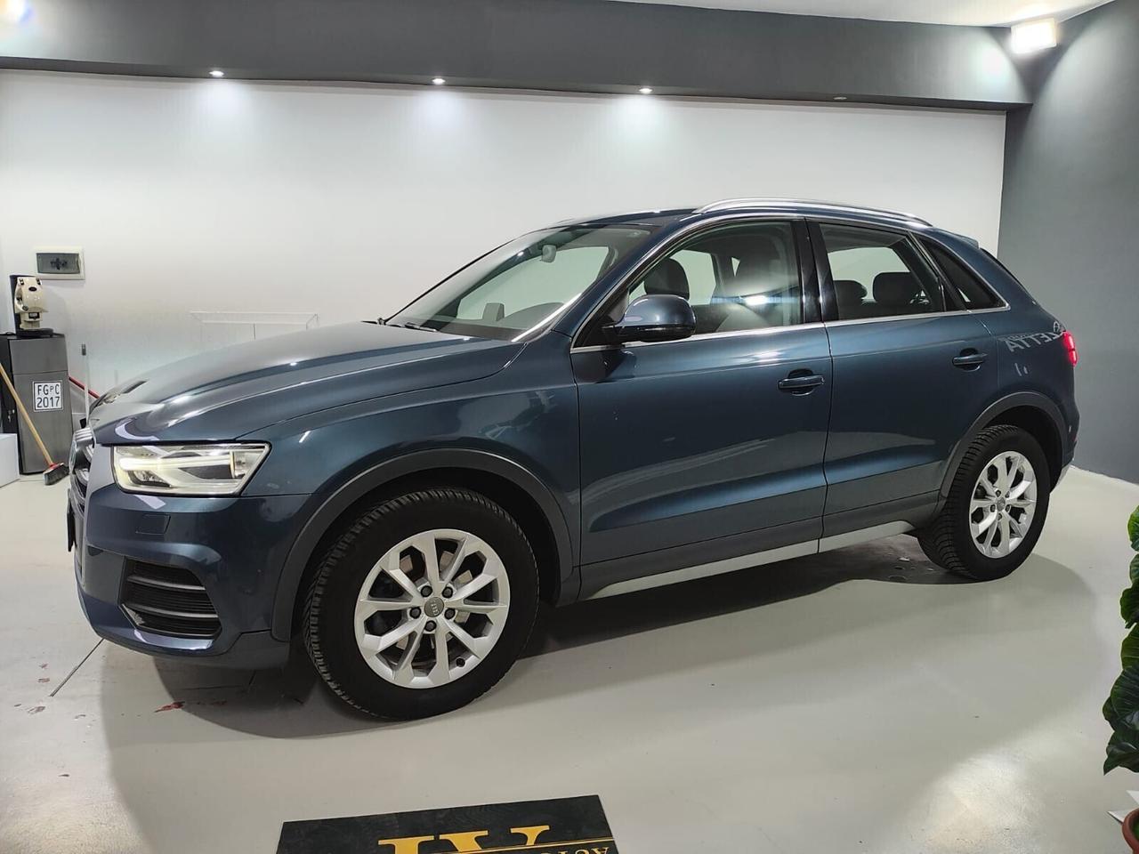 Audi Q3 2.0 TDI 150 CV km certificati unica propri