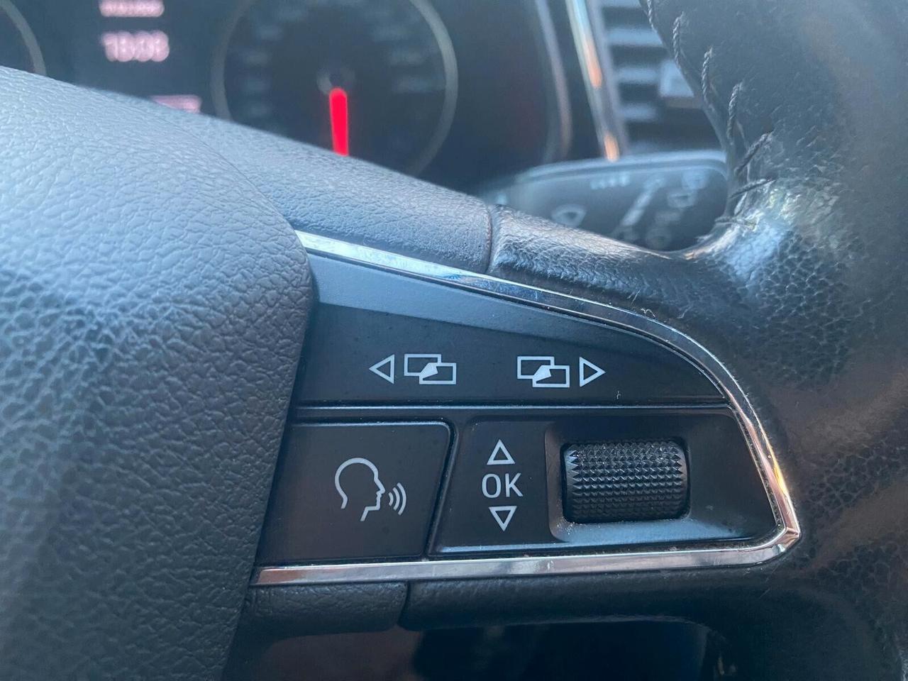 Seat Leon 1.6 TDI 105 CV ST Business NAVI