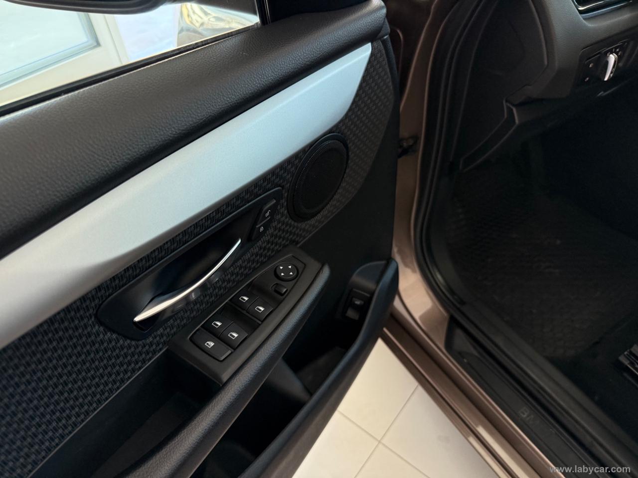 BMW 216d Active Tourer Business