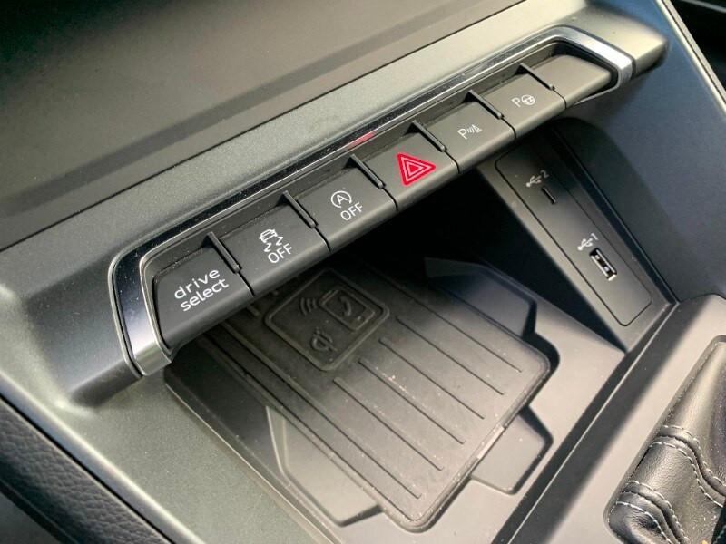 Audi Q3 quatt. 2.0 4L 169 A7