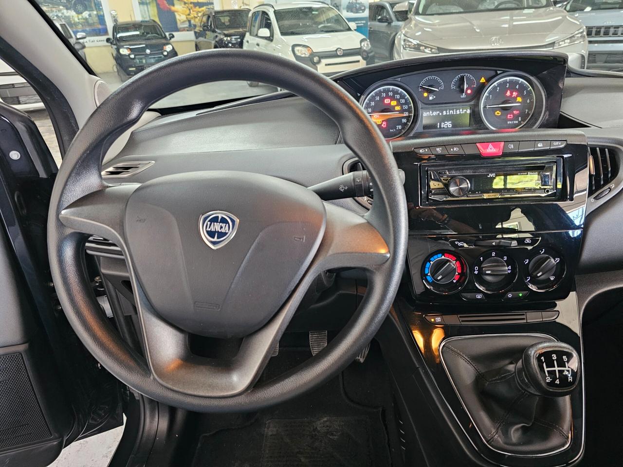 Lancia Ypsilon 1.2 69 CV 5 porte Silver