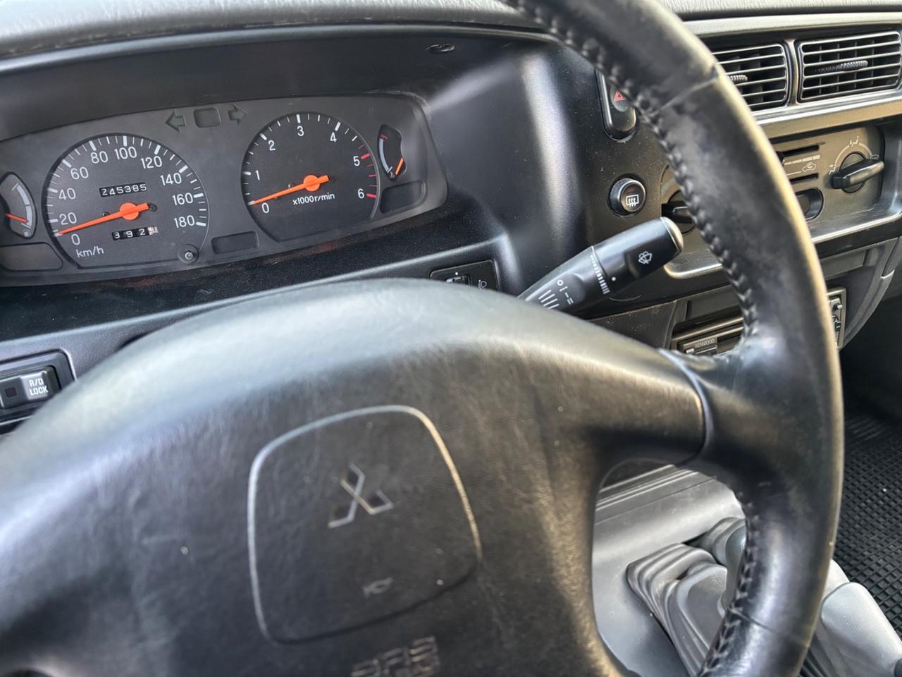Mitsubishi L200 2.5 TDI 4WD Double Cab Pick-up GLS