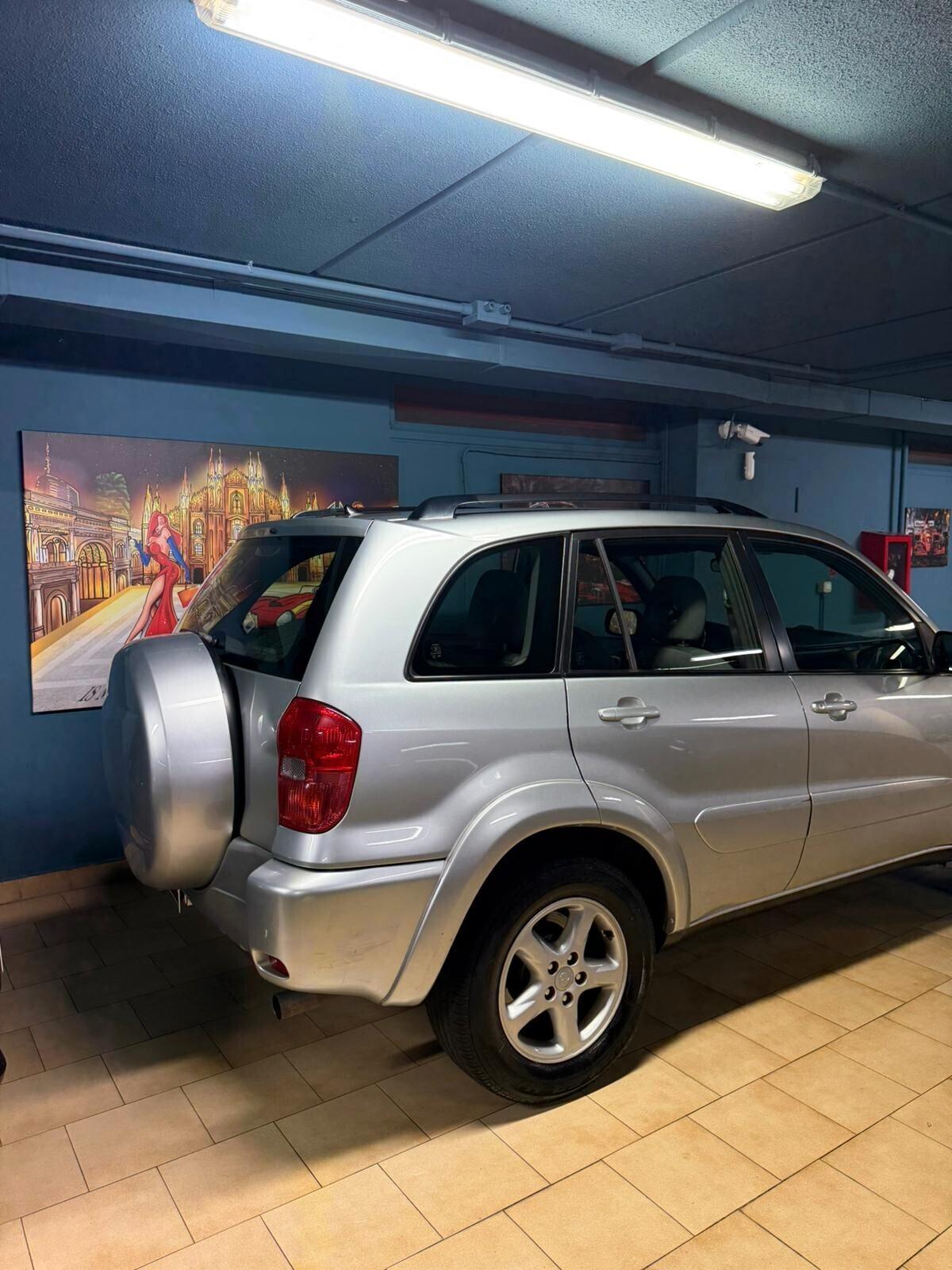 RAV4 4X4 150CV 2.0CC