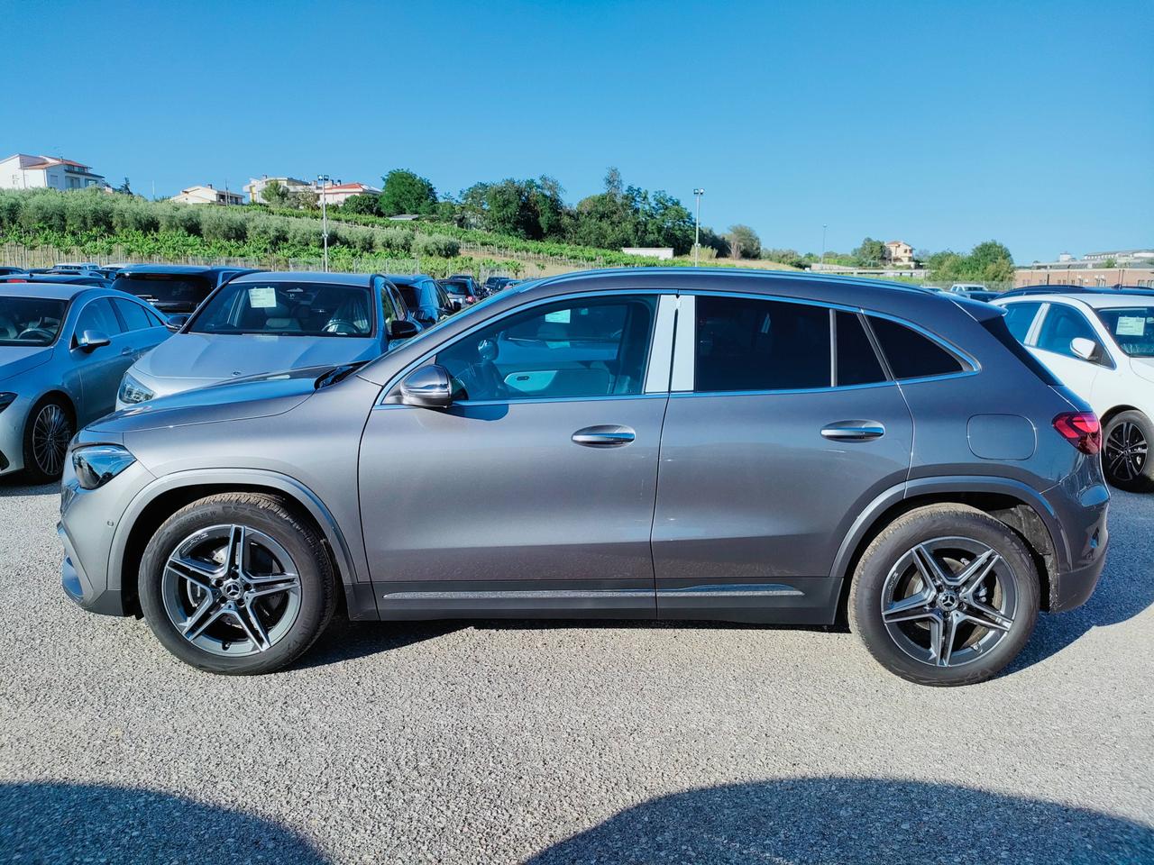 Mercedes-Benz GLA 180 d Automatic